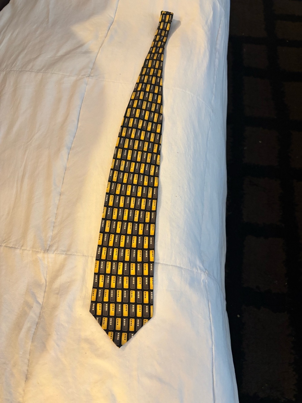 Mens Black and Yellow Patterned Silk Tie